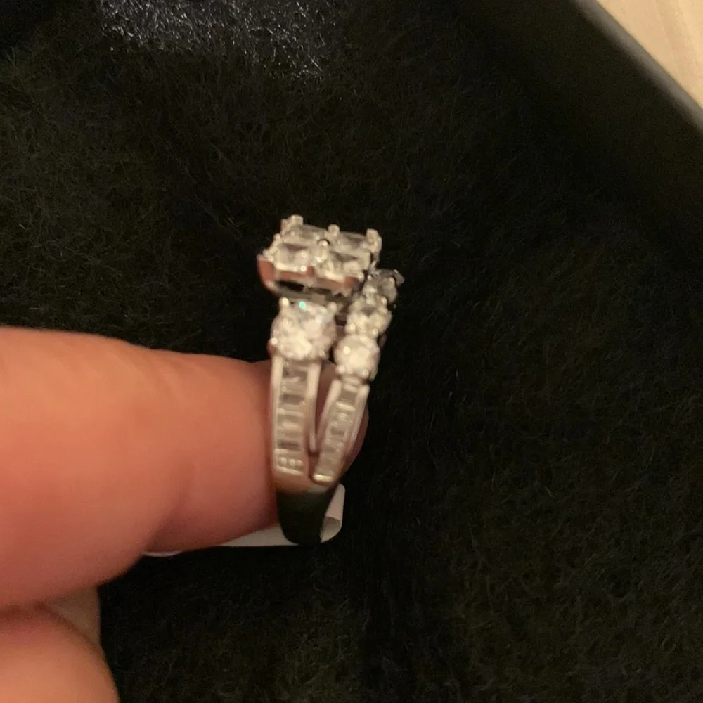 New .Sterling Silver 925‎ CZ ring .